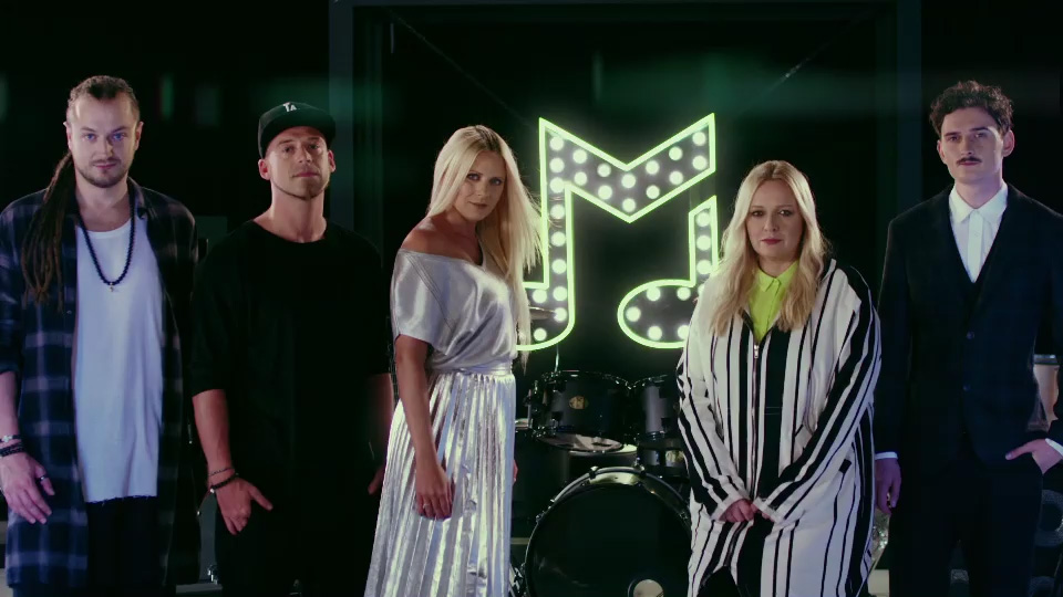Branded video content for Skoda: a group shot of Baron, Thomson, Marysia Sadowska, Katarzyna Nosowska, Dawid Podsiadło